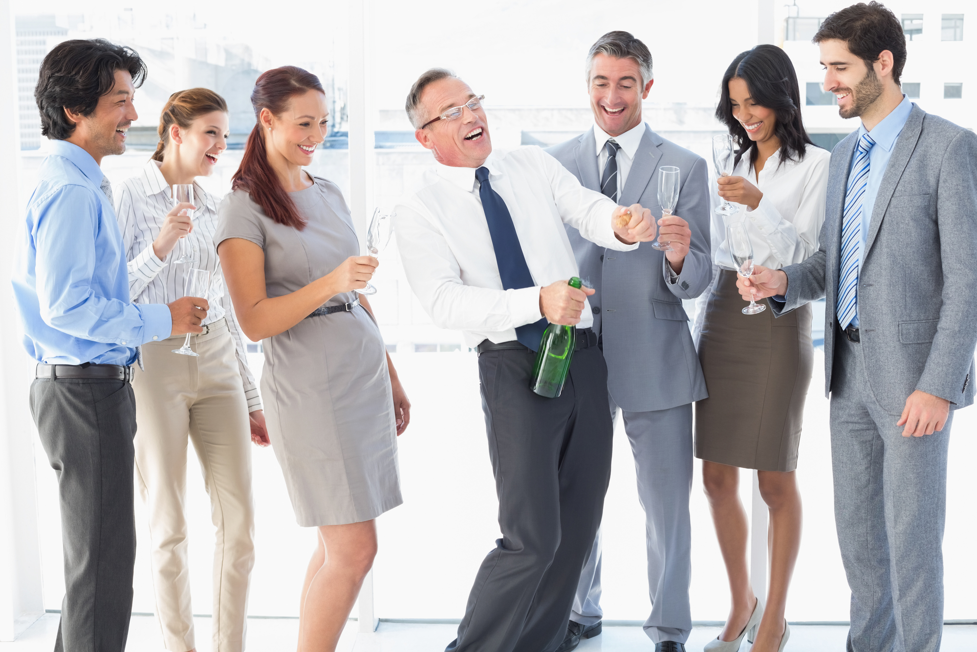 Sådan holder du firmafesten, der sikrer dine medarbejderes tilfredshed
